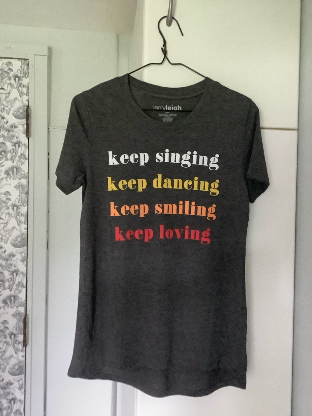 jerryleigh Charcoal Graphic Tee - Keep Singing Keep Dancing